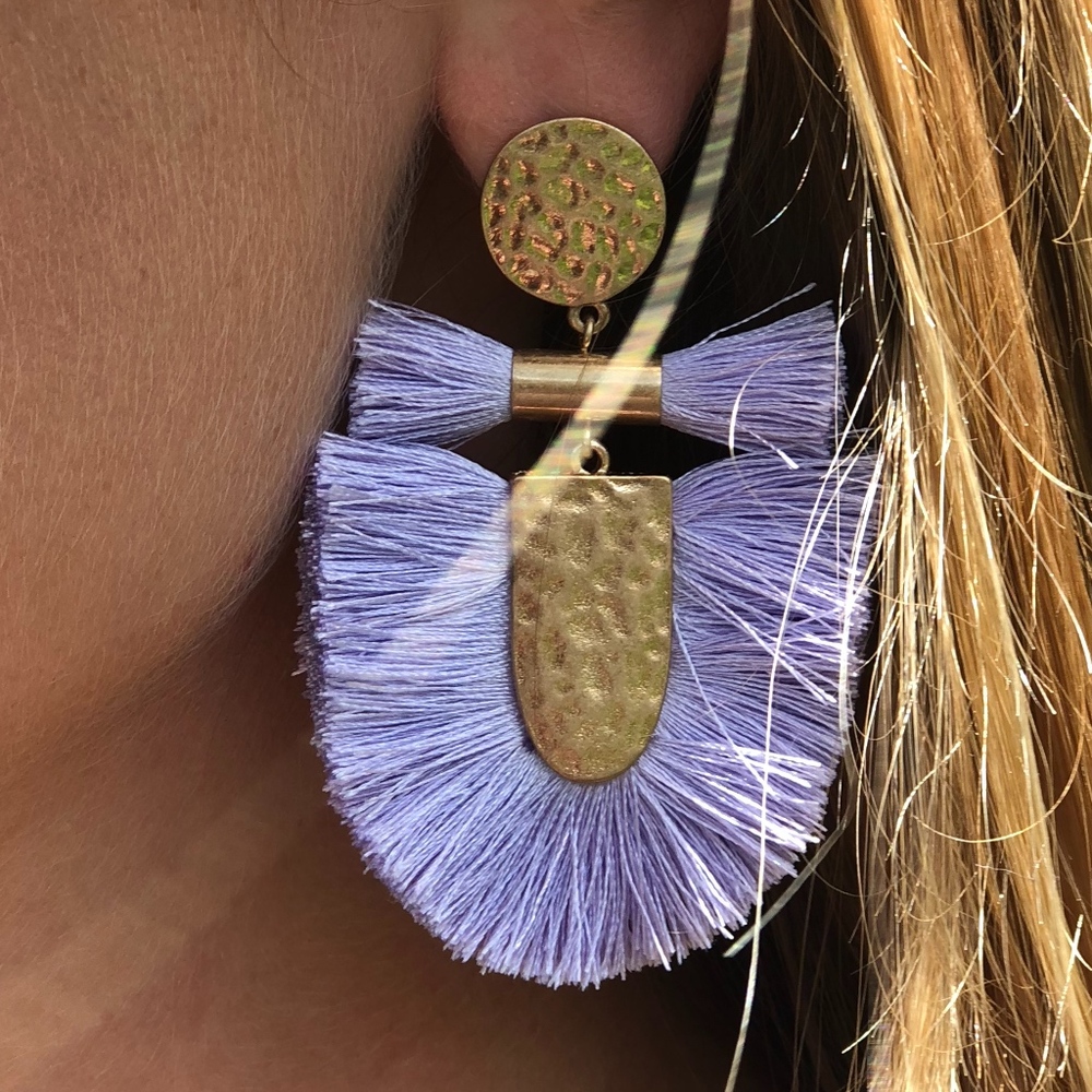 NEW Lavender Purple Tassel Earrings - Picture 2 of 2